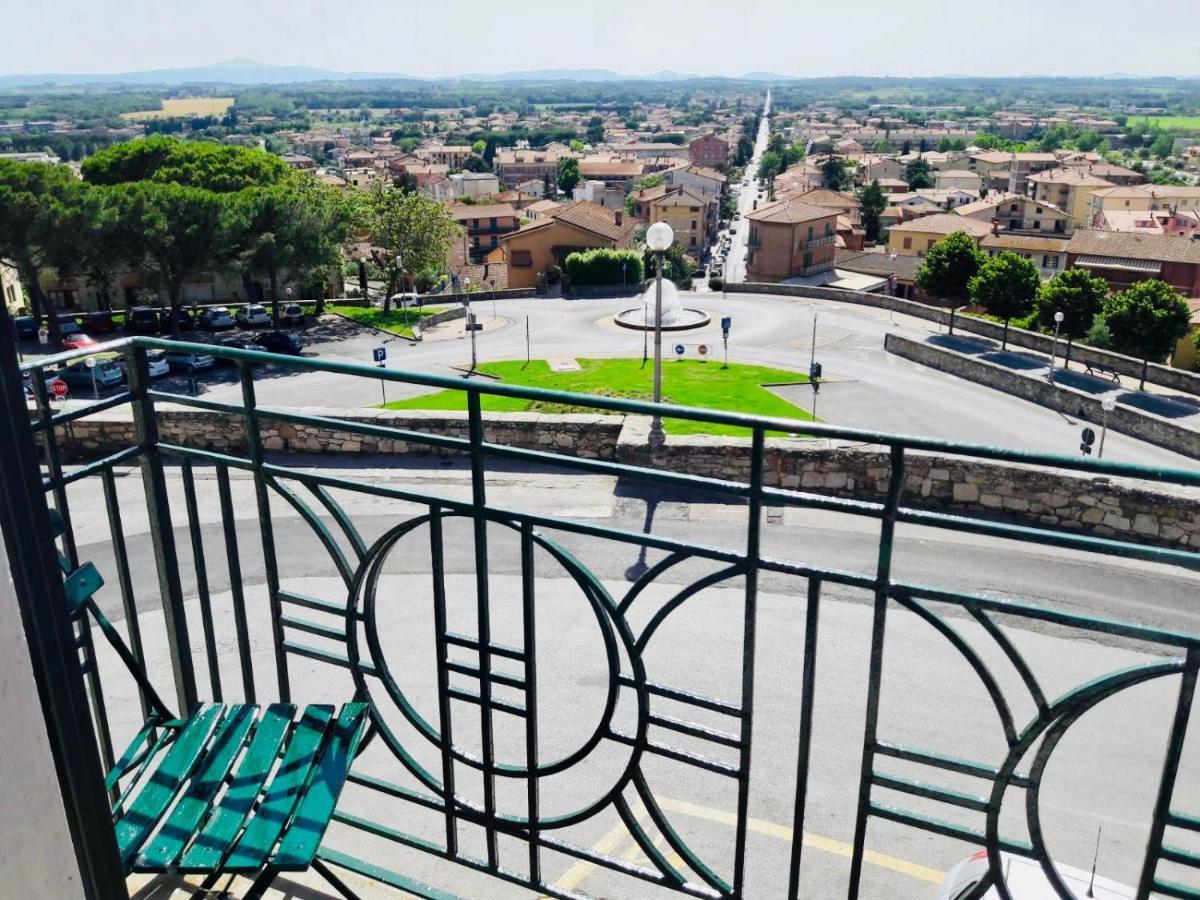 I Ninni Castiglione del Lago Bagian luar foto