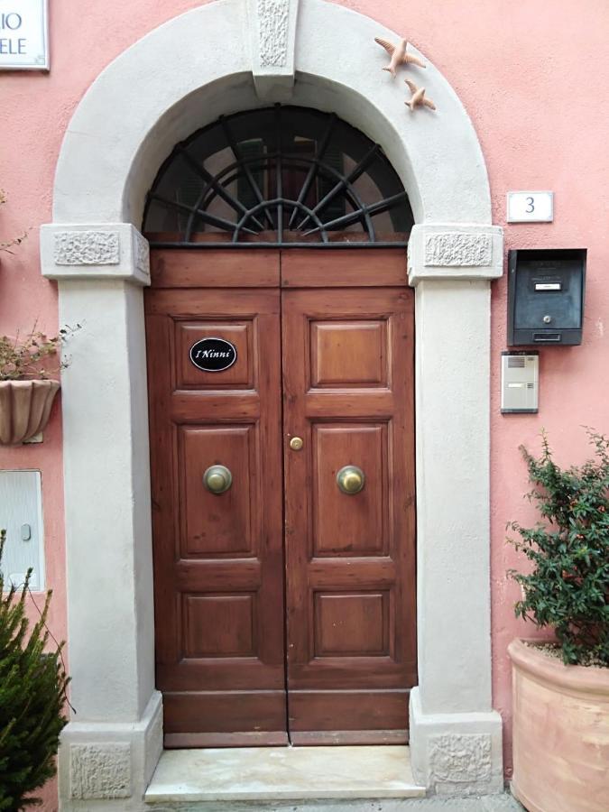 I Ninni Castiglione del Lago Bagian luar foto