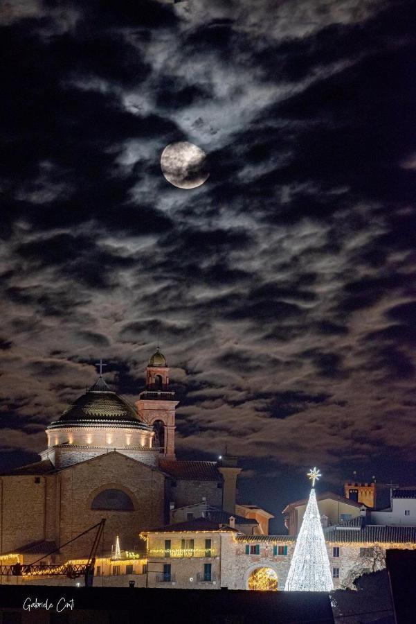 I Ninni Castiglione del Lago Bagian luar foto